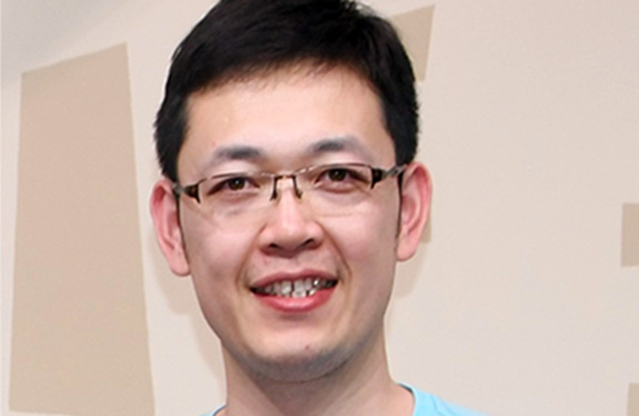 Photo of Chi Zhang.